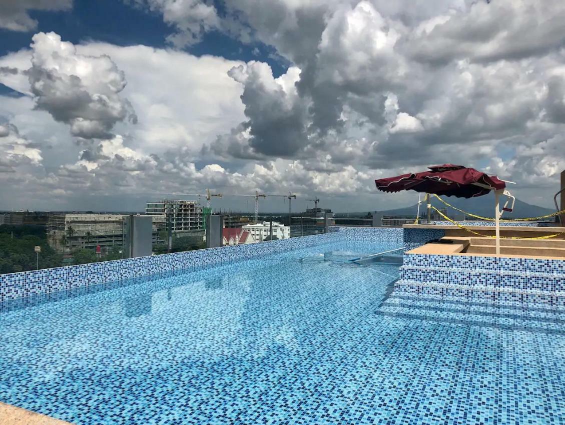 Stunning New Condo In Exclusive La Grande Resort 앙헬레스 외부 사진